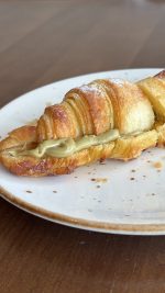 Croissant - Image 2